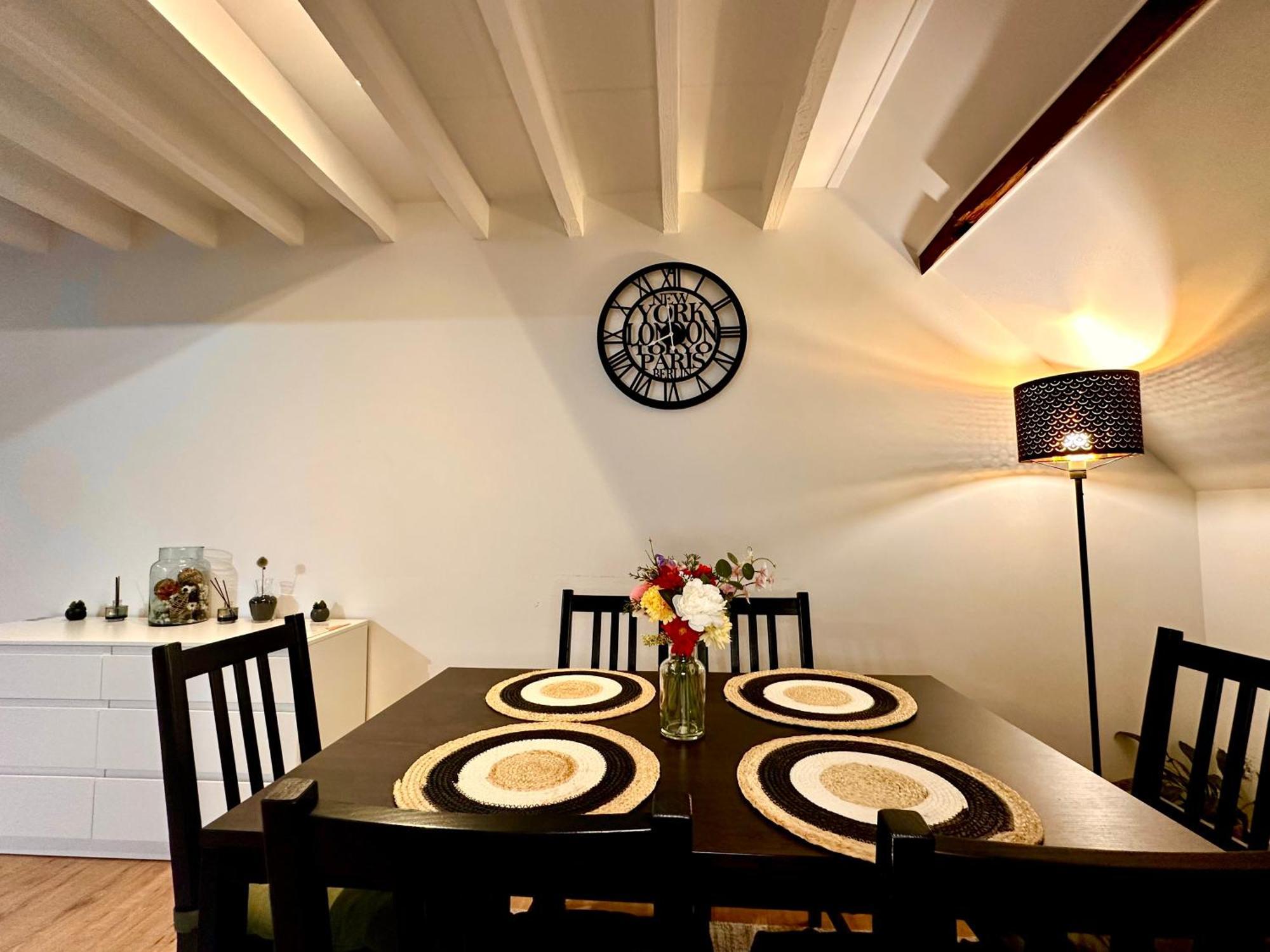 Luxury Suites Centrum By Rikas Hotels أنتويرب المظهر الخارجي الصورة