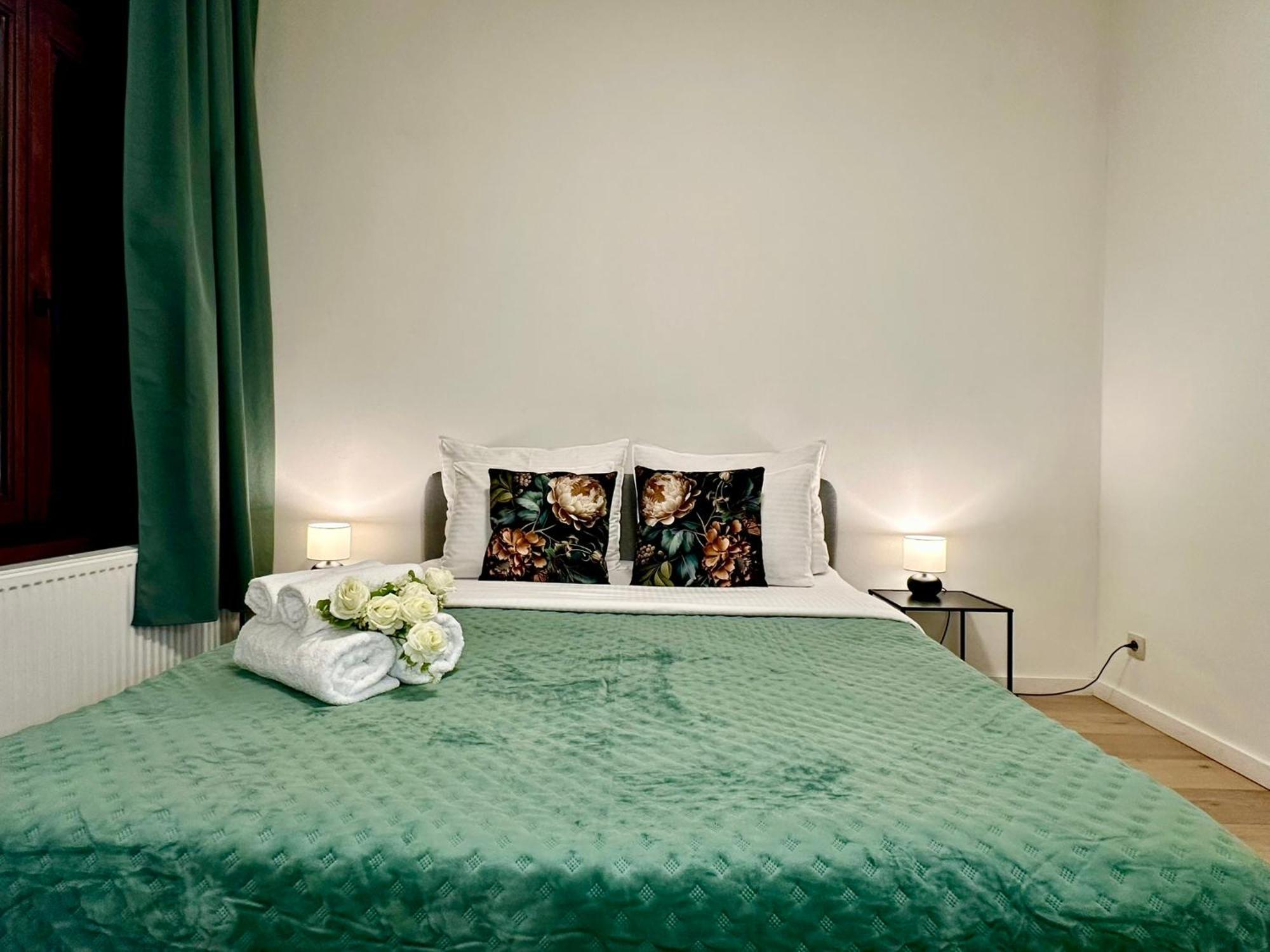 Luxury Suites Centrum By Rikas Hotels أنتويرب المظهر الخارجي الصورة