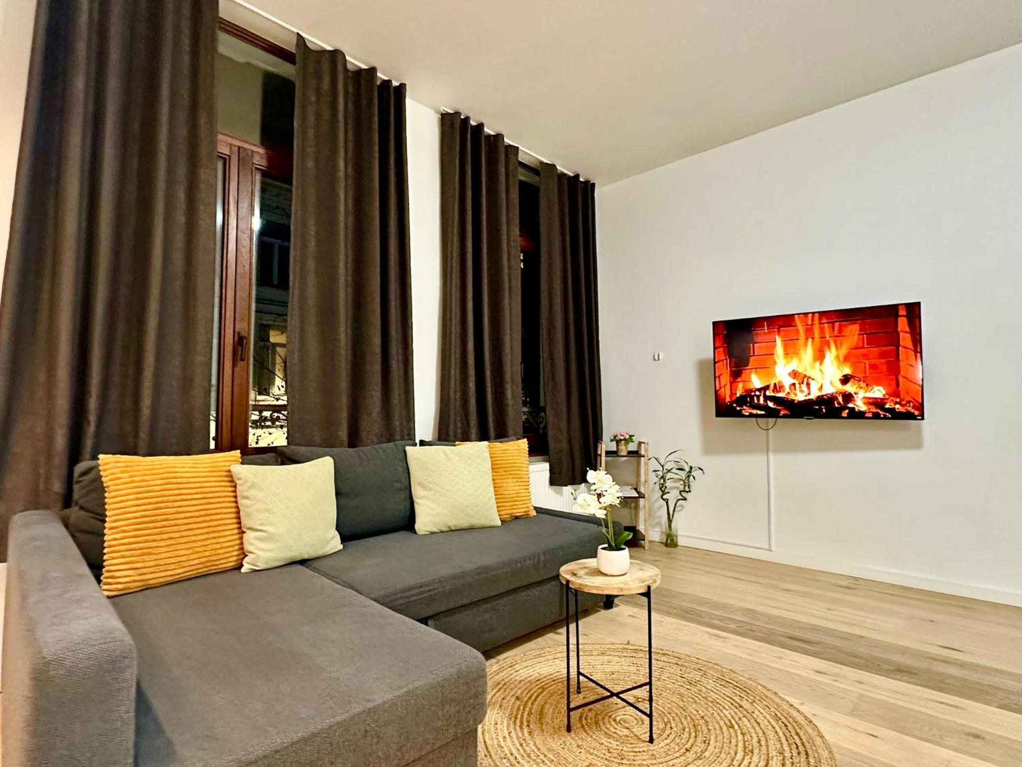 Luxury Suites Centrum By Rikas Hotels أنتويرب المظهر الخارجي الصورة